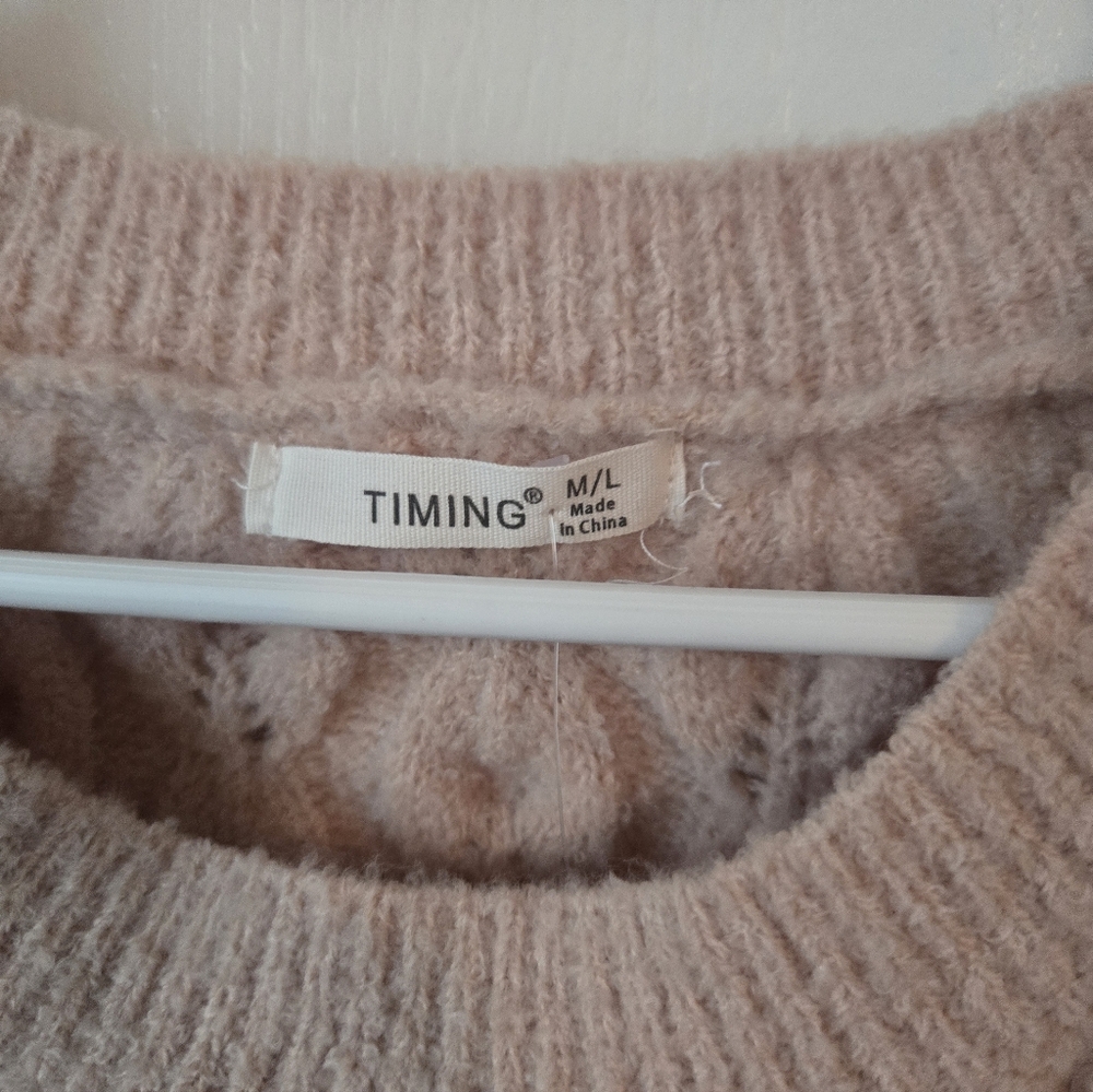 Timing Sweater M/L Nwt - Picture 4 of 4